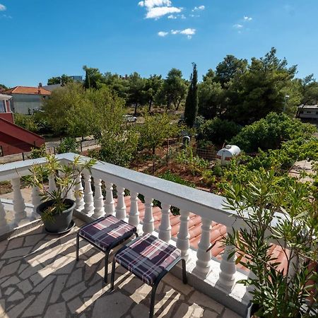 Apartman Tribunj Tribalj Exteriér fotografie