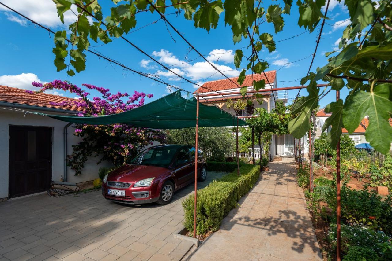 Apartman Tribunj Tribalj Exteriér fotografie