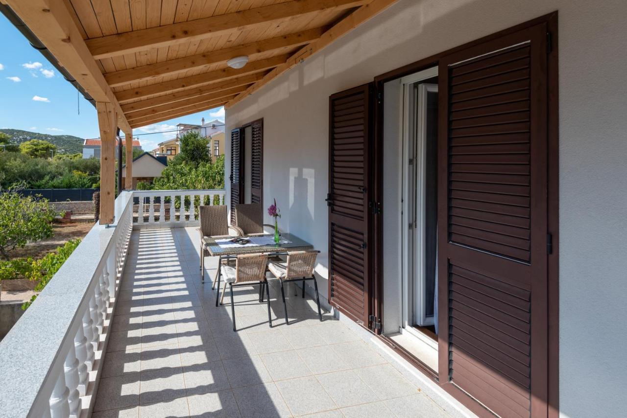 Apartman Tribunj Tribalj Exteriér fotografie