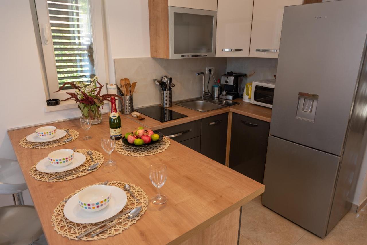 Apartman Tribunj Tribalj Exteriér fotografie