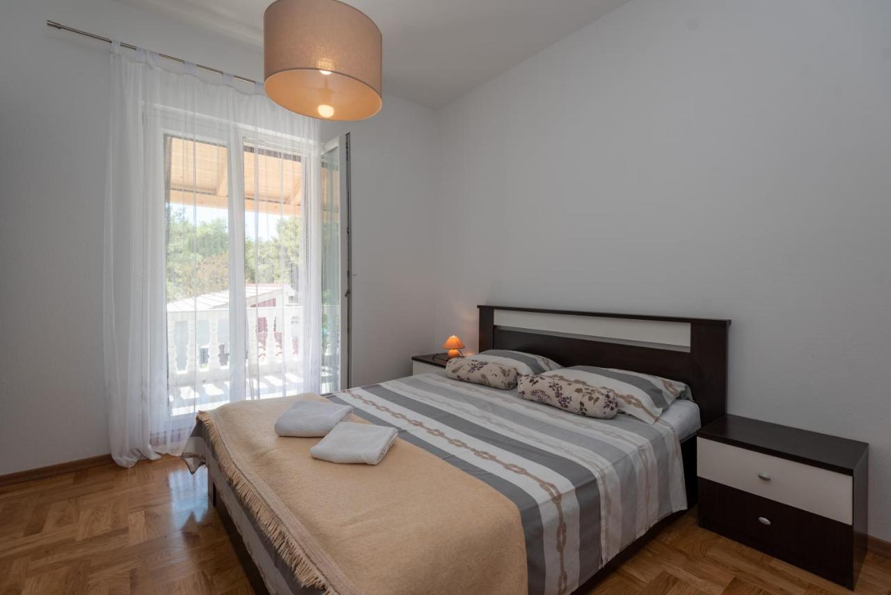 Apartman Tribunj Tribalj Exteriér fotografie