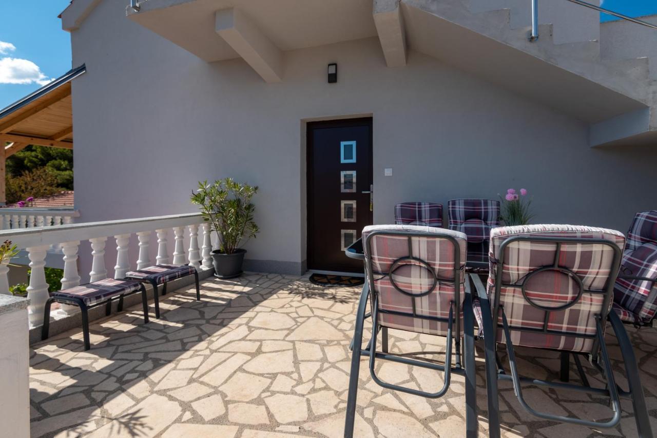 Apartman Tribunj Tribalj Exteriér fotografie