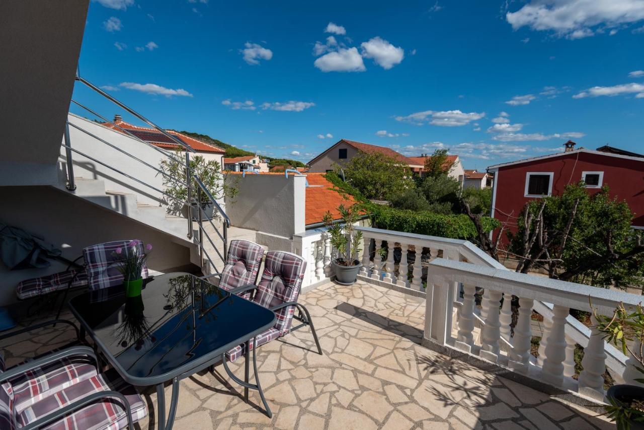Apartman Tribunj Tribalj Exteriér fotografie