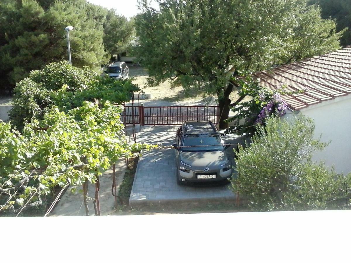 Apartman Tribunj Tribalj Exteriér fotografie